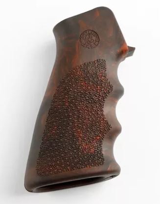 Hogue AR-15 pištoľová rukoväť s tvarovaním pre prsty Red Lava